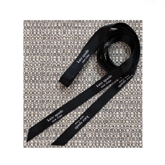 New Kate Spade ♠️ 1 Gift Box/1 Sticker/1 Tissue/1 Ribbon/1 Card & Envelope - Picture 6 of 7